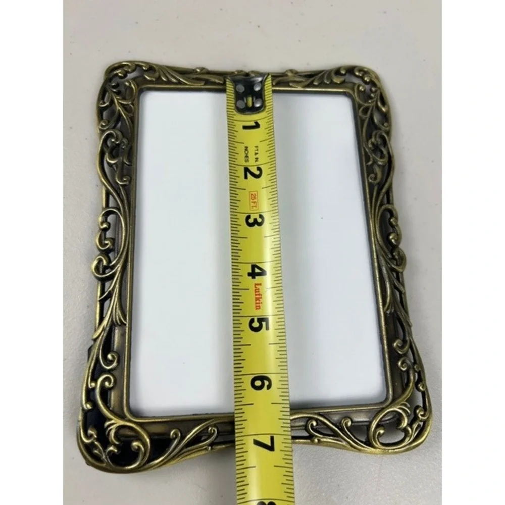 Vintage Ornate Filigree Metal Picture Frame Antiqued Brass 5x7 Tabletop Decor
